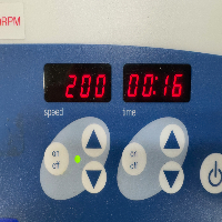 VWR Microplate Shaker image 2